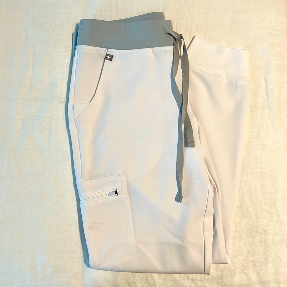 Figs White Zamora Jogger Scrub Pants Size Small Petite Length